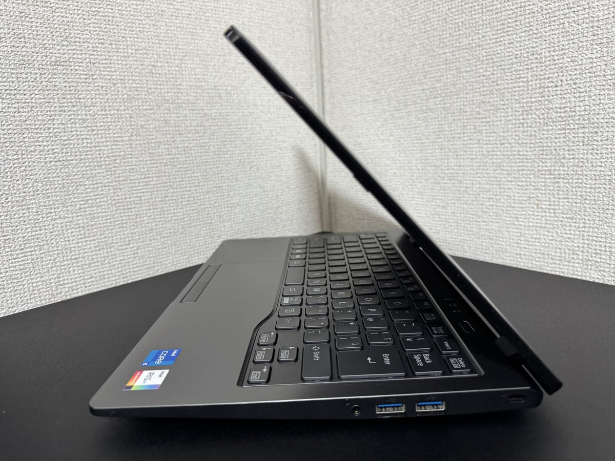 中古美品 FUJITSU LIFEBOOK MH55/H1 右側面の接続端子
