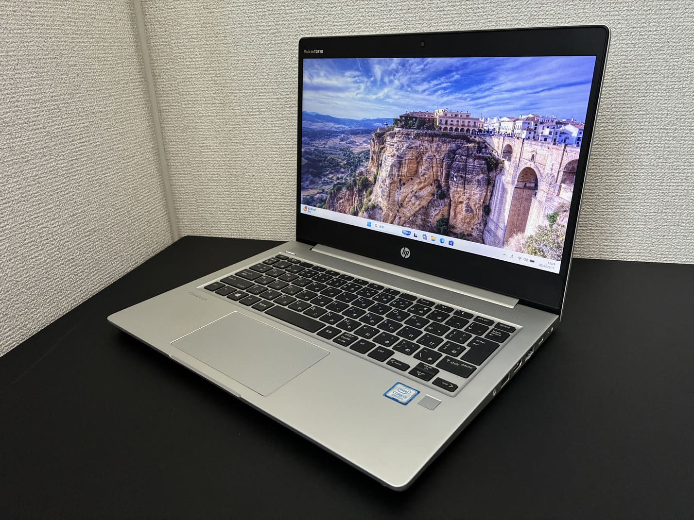 中古 HP ProBook 430 G6（第8世代Core i5）シルバー本体を左斜め前から見た外観