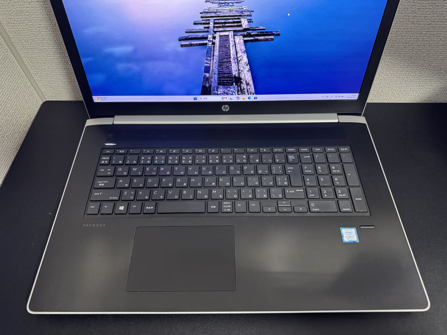 HP ProBook 470 G5 のテンキー付き日本語（JIS）キーボードのアップ