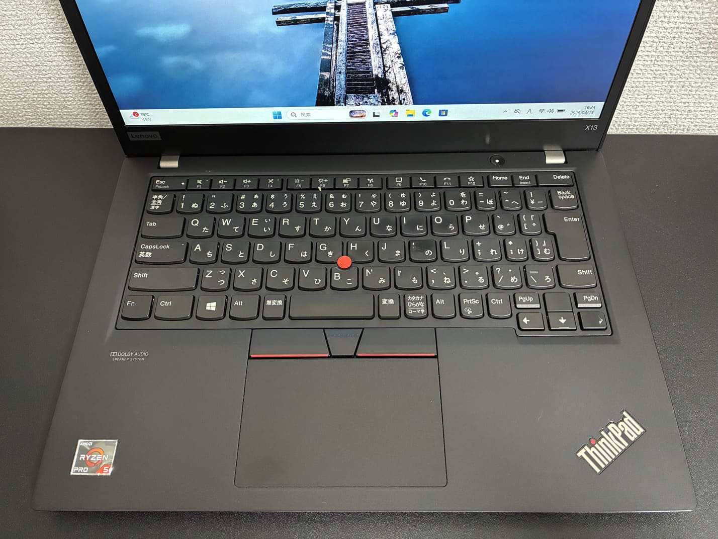 中古 Lenovo ThinkPad X13 Gen 1 の日本語キーボードとトラックポイント・タッチパッドのアップ