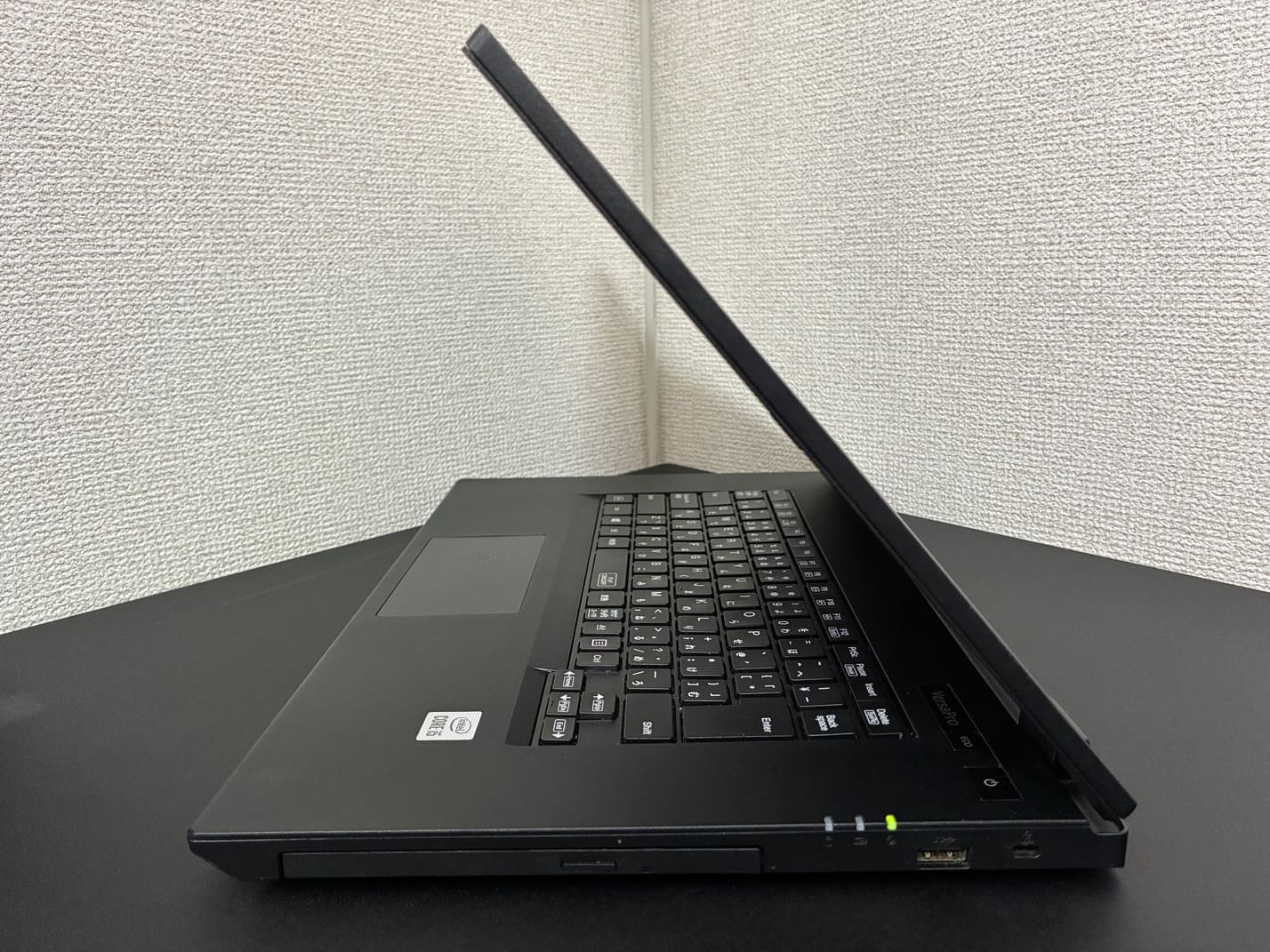中古美品 NEC VersaPro VKT16/X-9 右側面の接続端子
