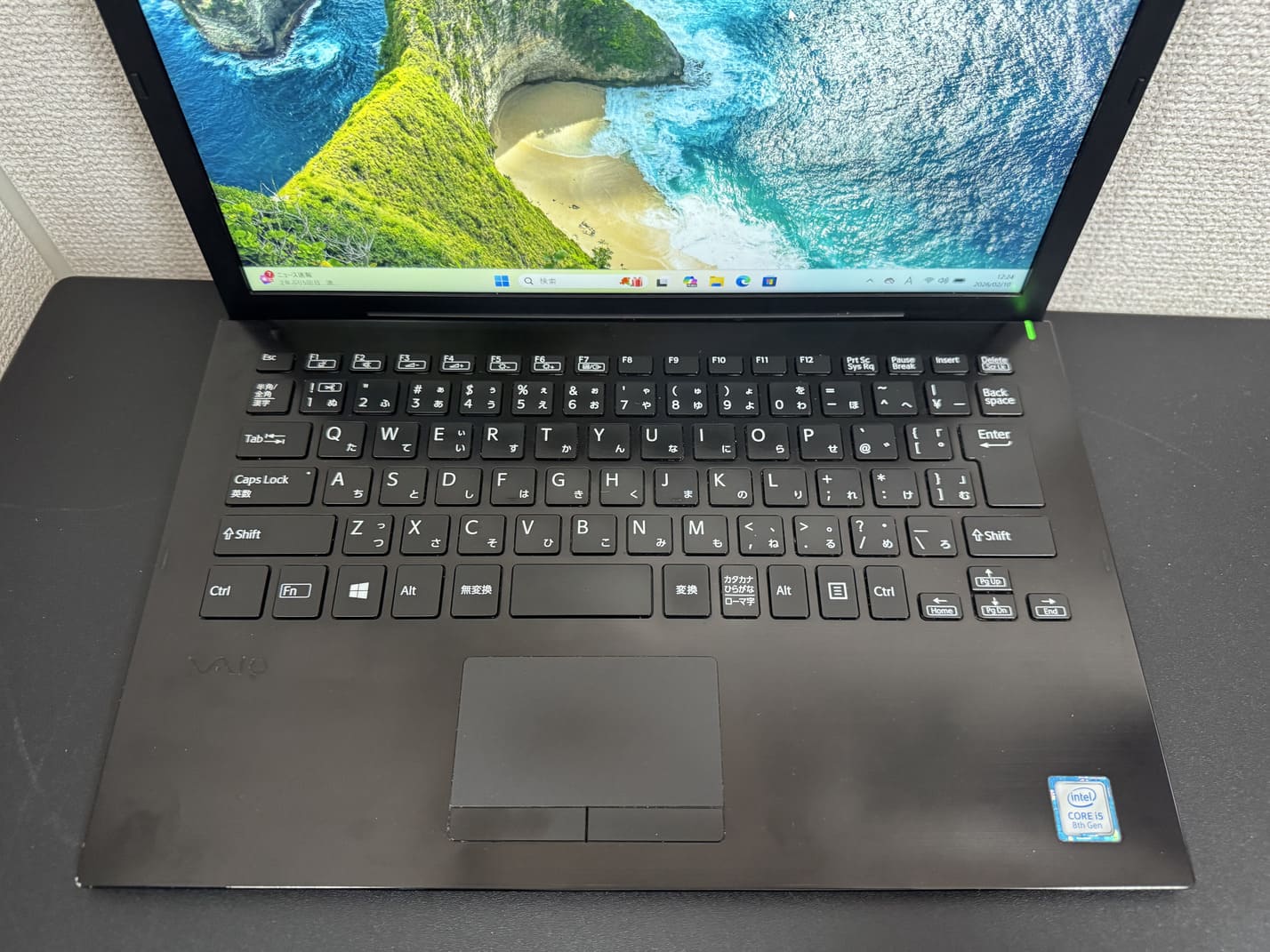中古 SONY VAIO Pro PG の日本語キーボードとタッチパッドのアップ